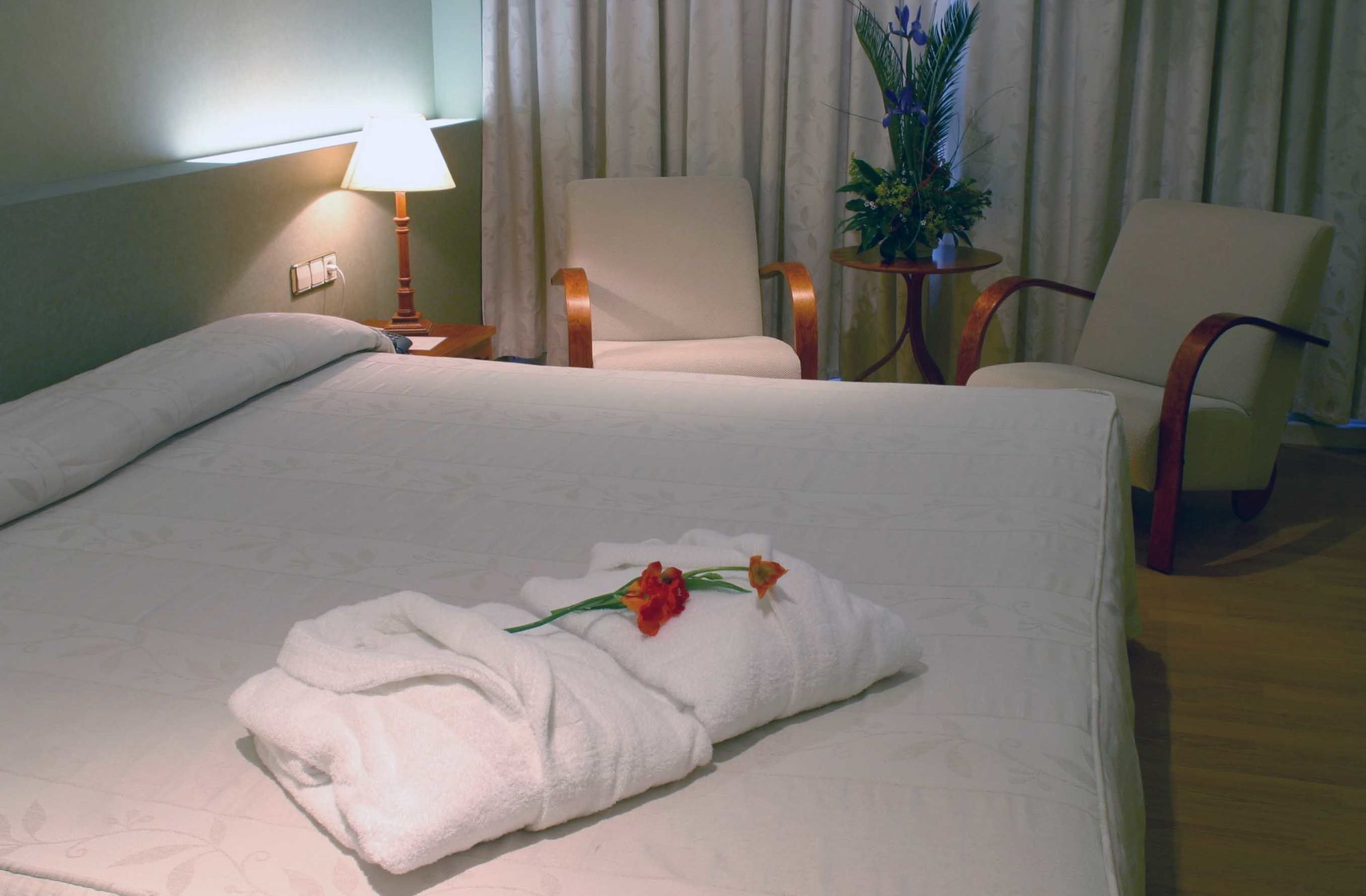 Hotel Faranda Rias Altas, Ascend Hotel Collection Perillo Bilik gambar